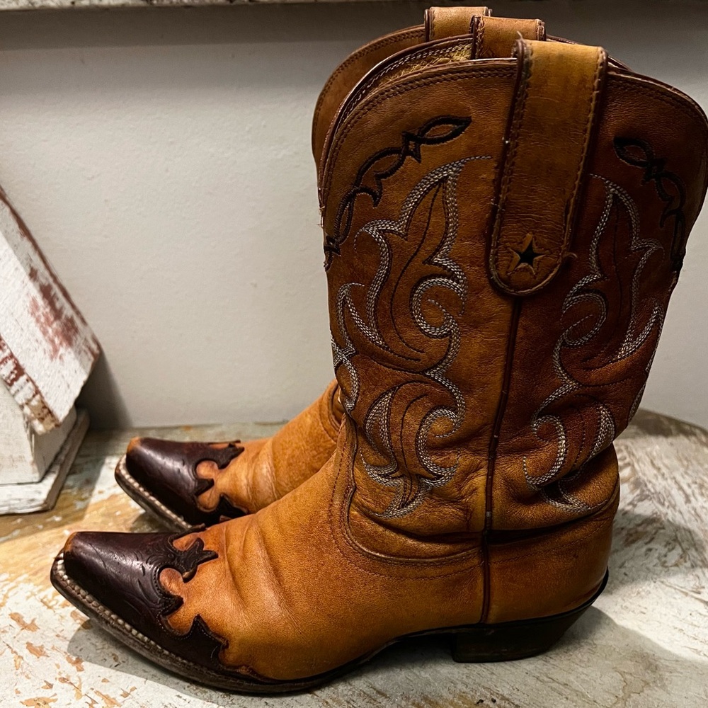 Tony Lama Two-Tone Tan and Dark Brown Western Heeled Cowboy Boots - Picture 5 of 14
